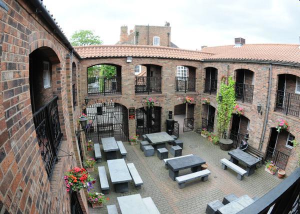 בריג The Exchange Coach House Inn מראה חיצוני תמונה